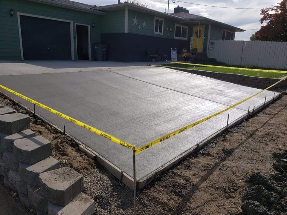 Driveway - Concrete Driveway by Affordable Concrete Solutions serving Lewiston, Idaho and Clarkston, Washington and Moscow, Idaho and Pullman, Washington